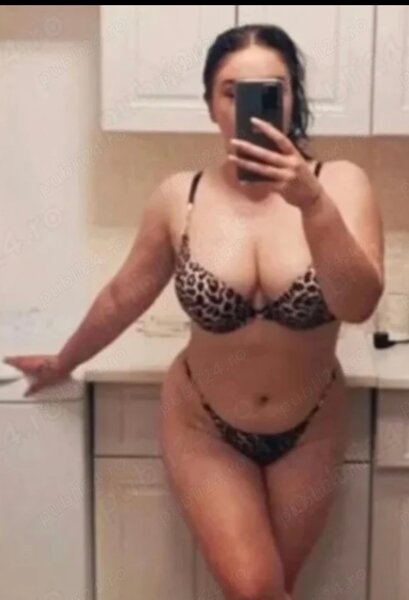 Maya, 34 ani