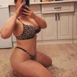 Maya, 34 ani